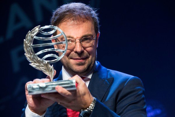  جوایز برتر ادبیات جهان کدام‌اند