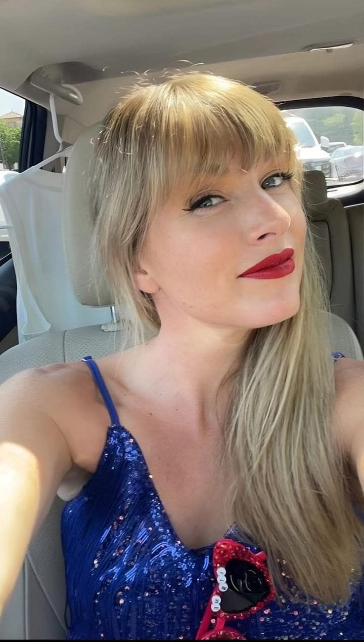 تیلور سویفت لخت