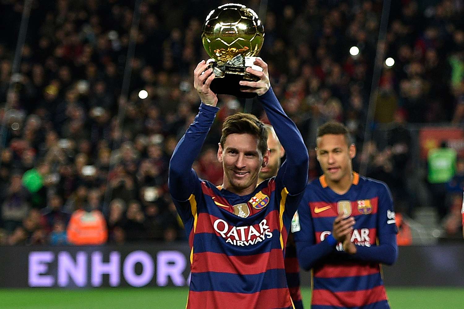 لیونل مسی و مادرش