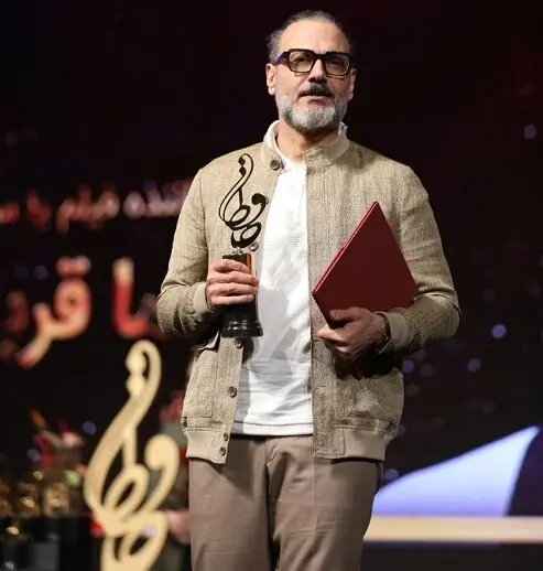 علیرضا قربانی روی فرش قرمز جشن حافظ