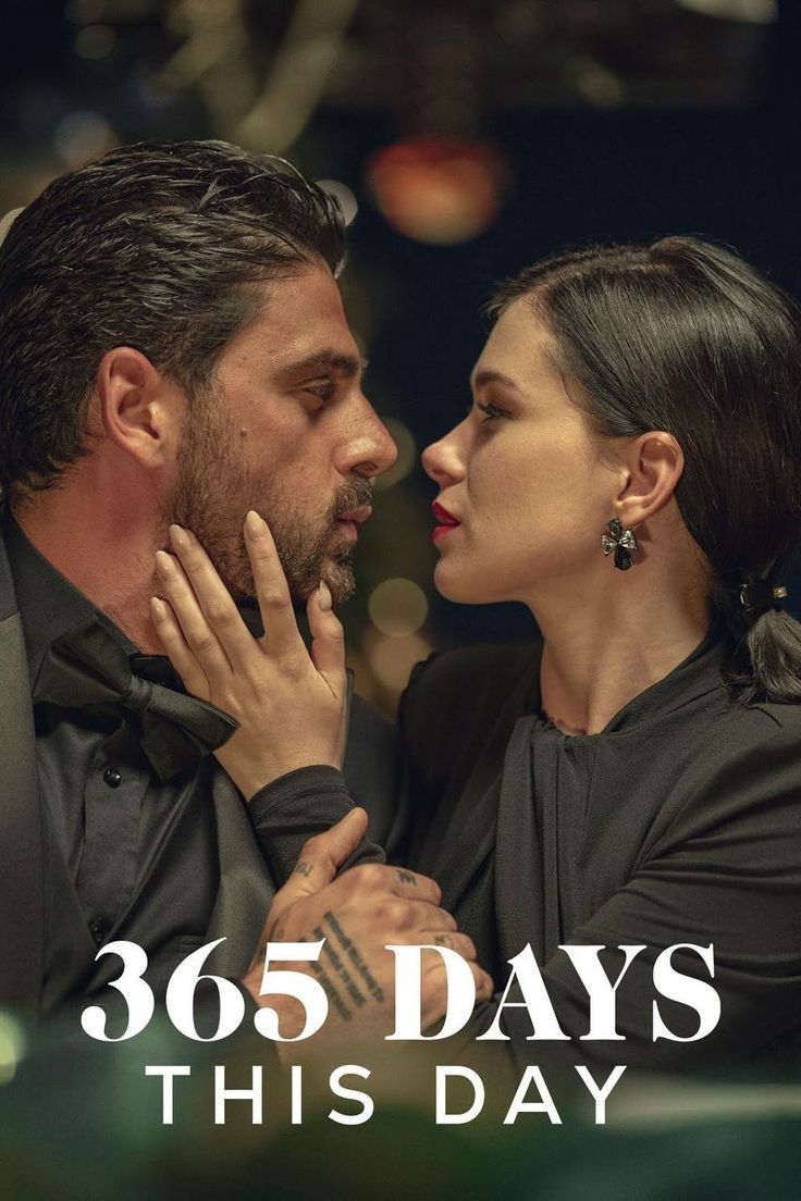 عکس ماگدالنا لمپارزکا بازیگر