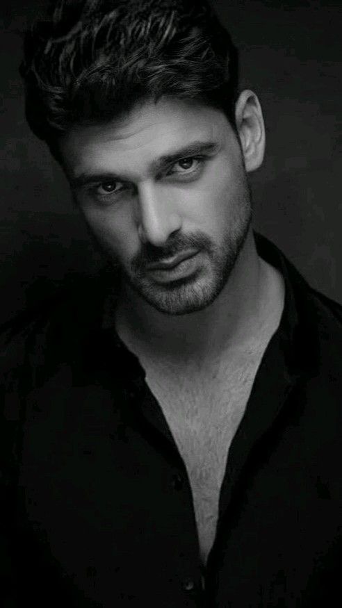 صحنه های عاشقانه فیلم ۳۶۵ روز