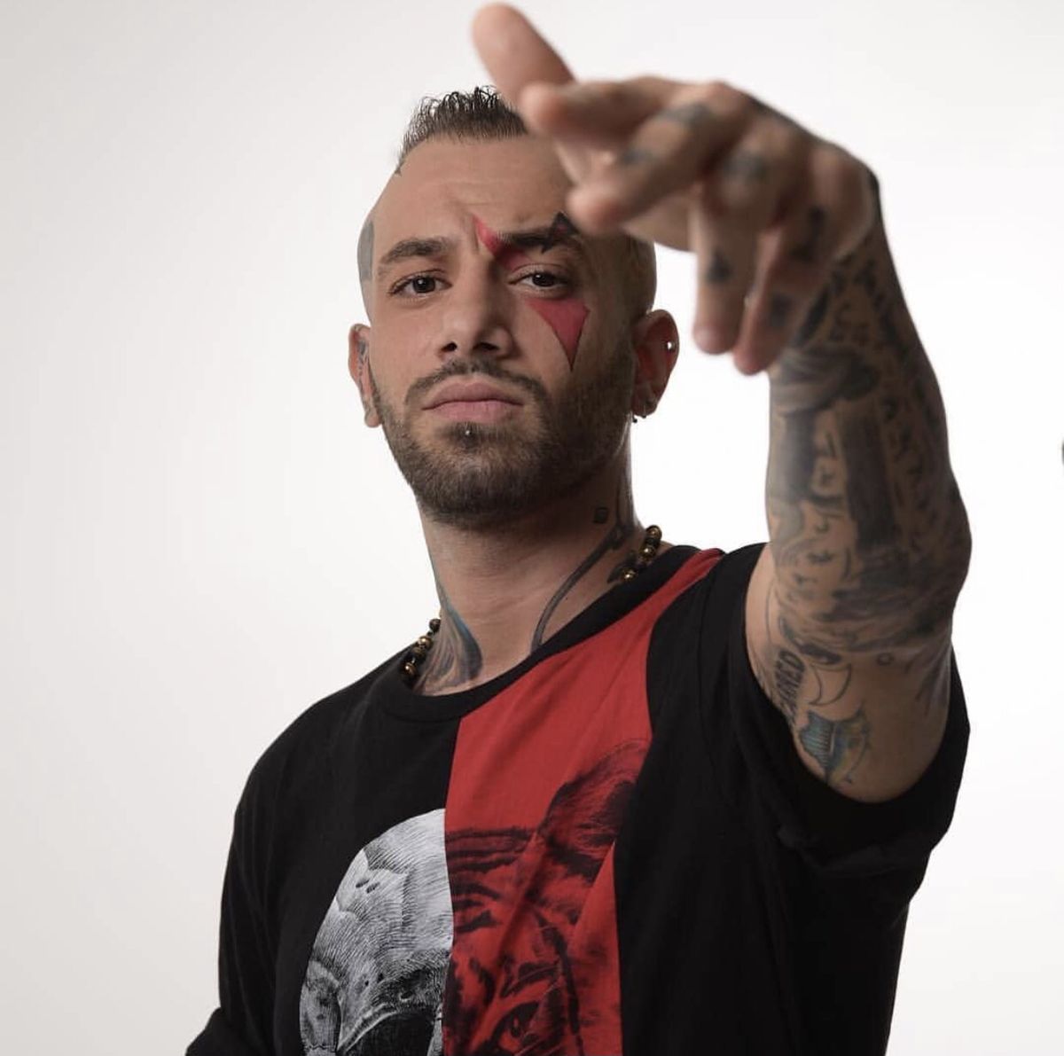 مردمان بی عشق امیر تتلو