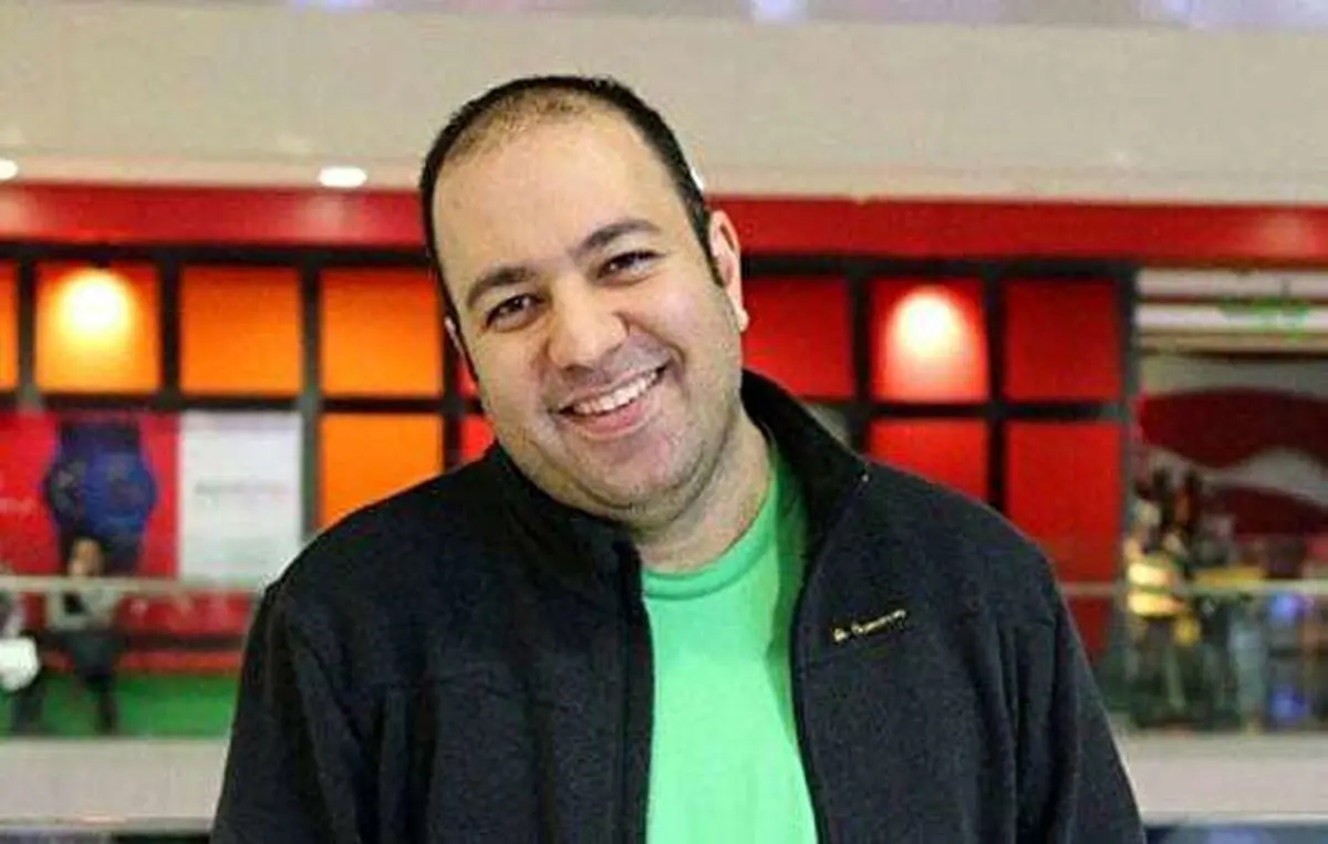 علی اوجی تهیه‌کننده و چهره مشهور سینما در جشن حافظ