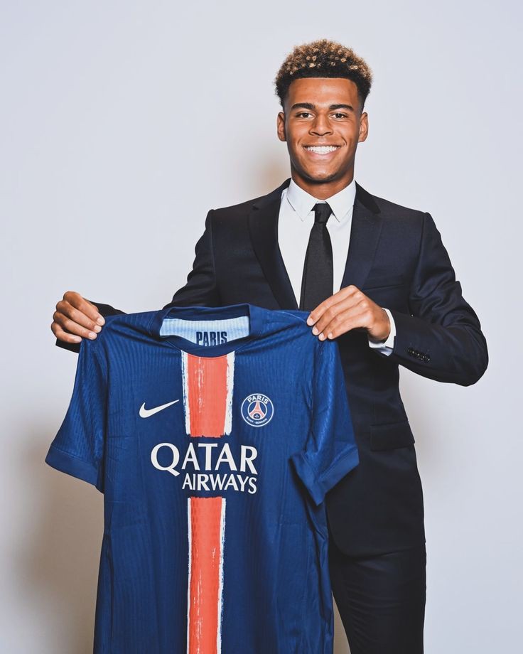 دزیره دوئه بیستوسومین پسر طلایی تاریخ فوتبال