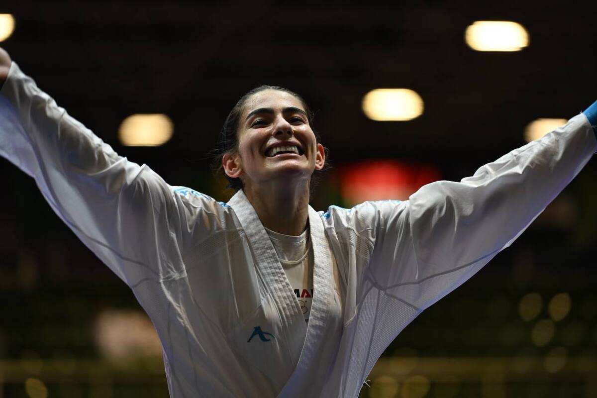 عکس آتوسا گلشادنژاد قهرمانی