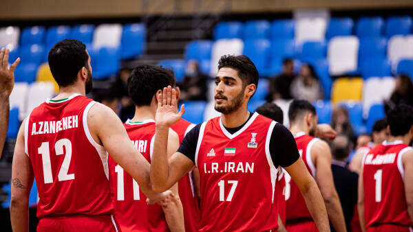 ایران و عراق برتری دوم شاگردان مانولوپولوس